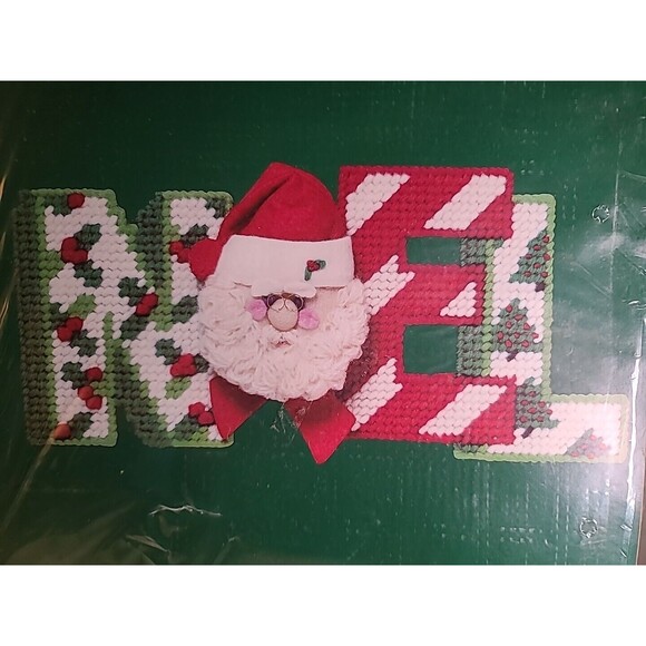 NEW Vintage Dimensions Needlepoint kit #9021 noel santa puffie Crewel Christmas - Picture 2 of 6